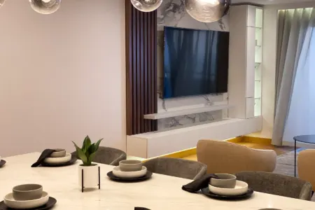 N Spaces · trabalho da The Pear Marketing