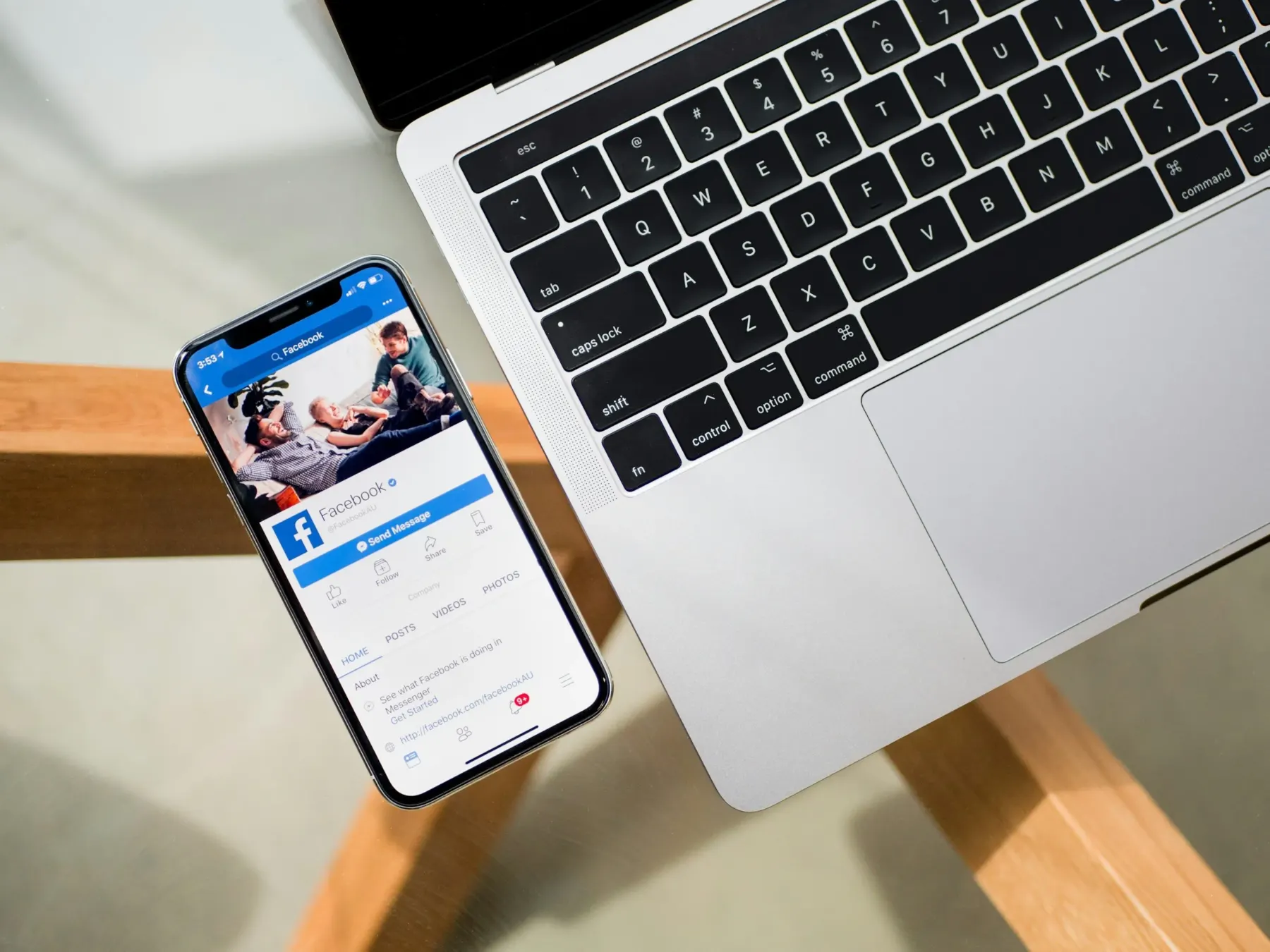 Uma estratégia profissional para redes sociais é essencial? · trabalho da The Pear Marketing